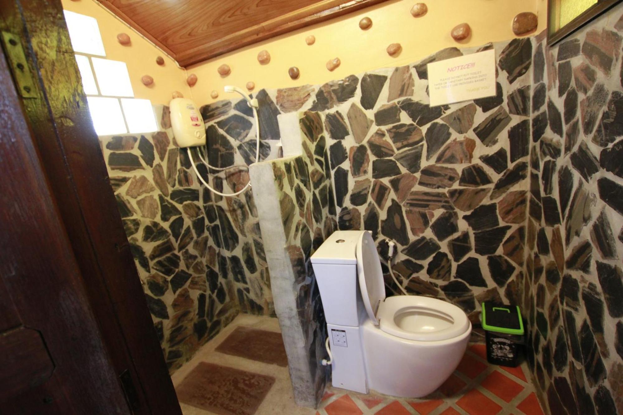 J&J Guesthouse Σουκοτάι Δωμάτιο φωτογραφία