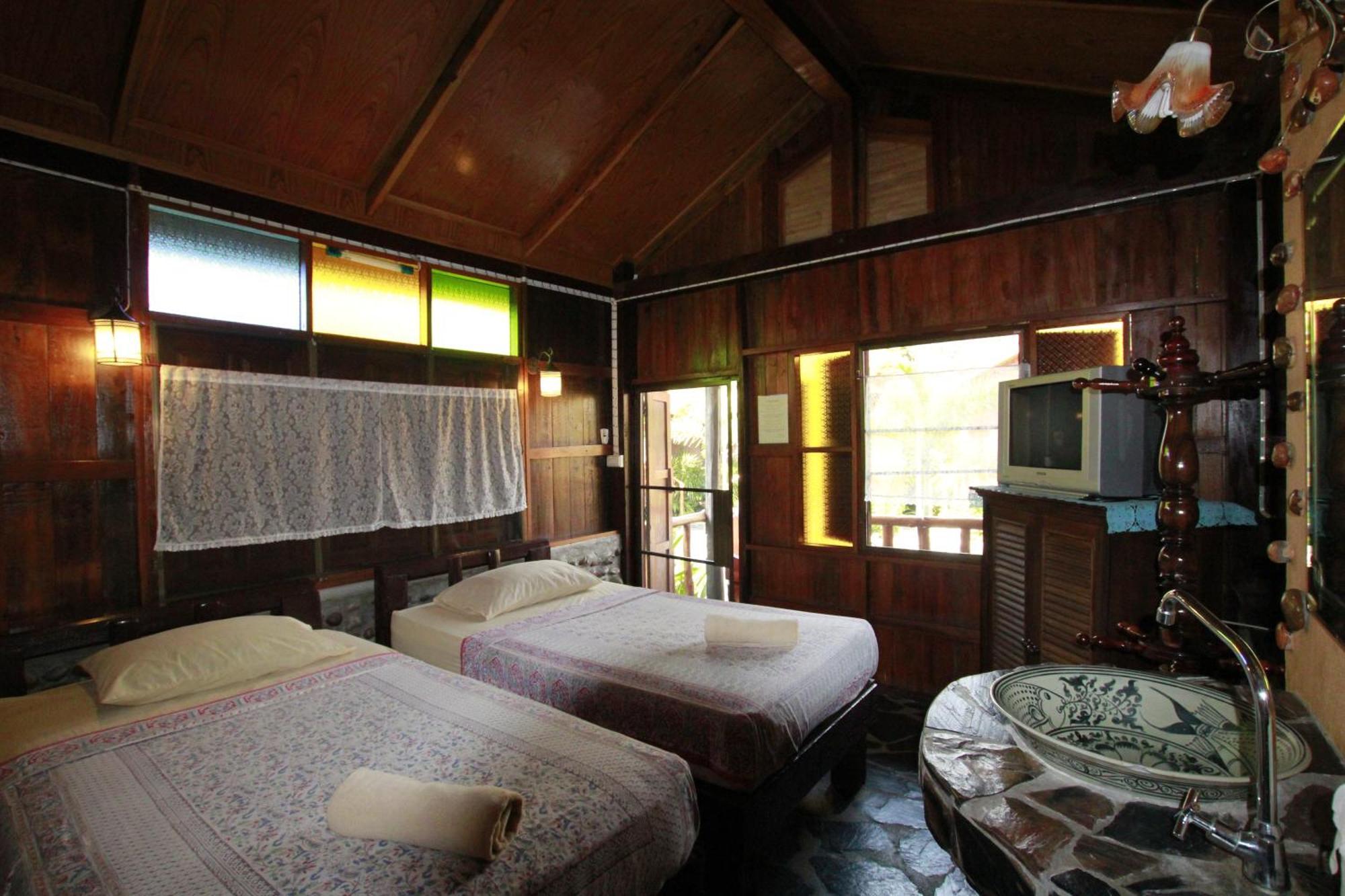 J&J Guesthouse Σουκοτάι Δωμάτιο φωτογραφία