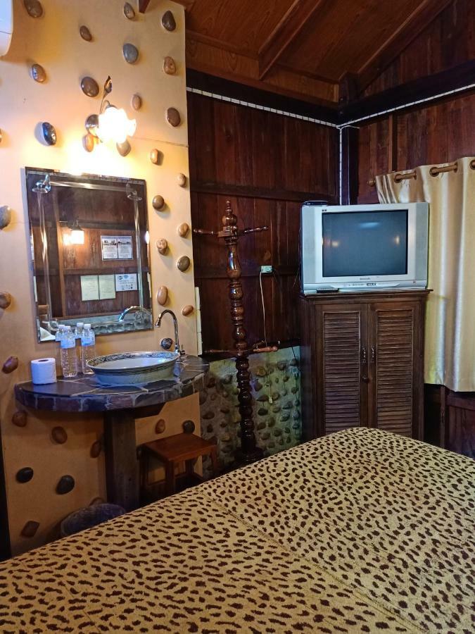 J&J Guesthouse Σουκοτάι Εξωτερικό φωτογραφία