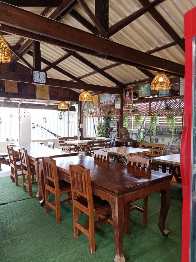 J&J Guesthouse Σουκοτάι Εξωτερικό φωτογραφία